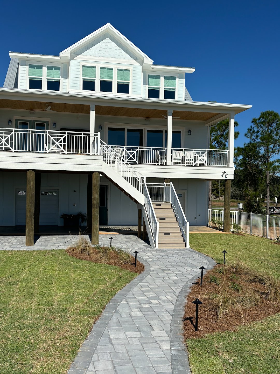 Elevating Outdoor Living: A Stunning Gulf Breeze Landscape Transformation